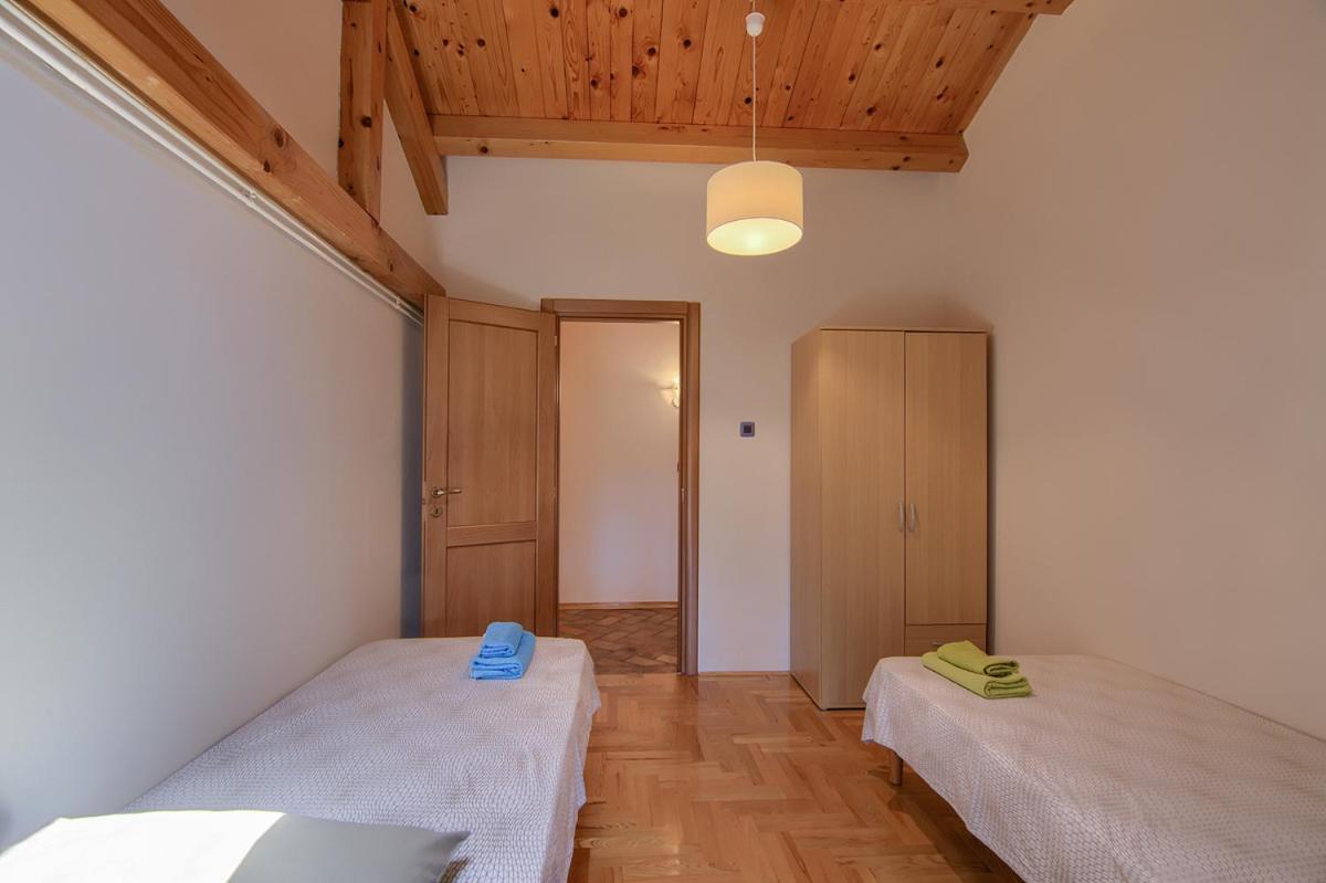 Holiday Home Kukurin Bale Luaran gambar